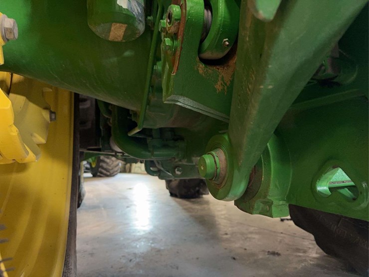2012-john-deere-7260r-image-89