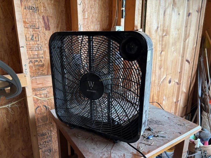 box-fans-&-hangers-image-4