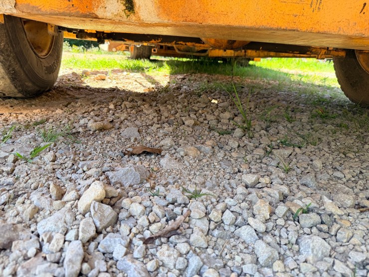 2000-john-deere-6-image-113