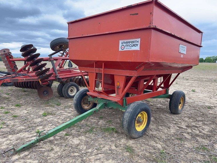 john-deere-1065a-image-1
