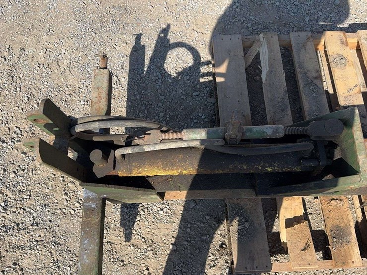 heavy-duty-3pt-mounted-log-splitter---6’-long-on-8”-i-beam-image-7