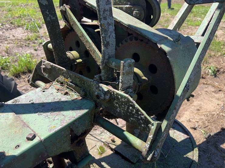 john-deere-26-image-8