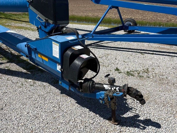 brandt-1070-swing-away-auger,-540-pto,-hyd.-winch-image-3