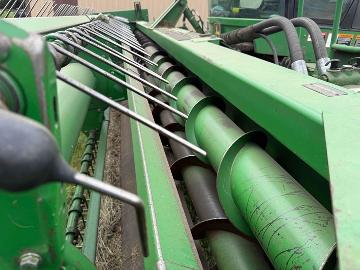 2006-john-deere-4895-image-12