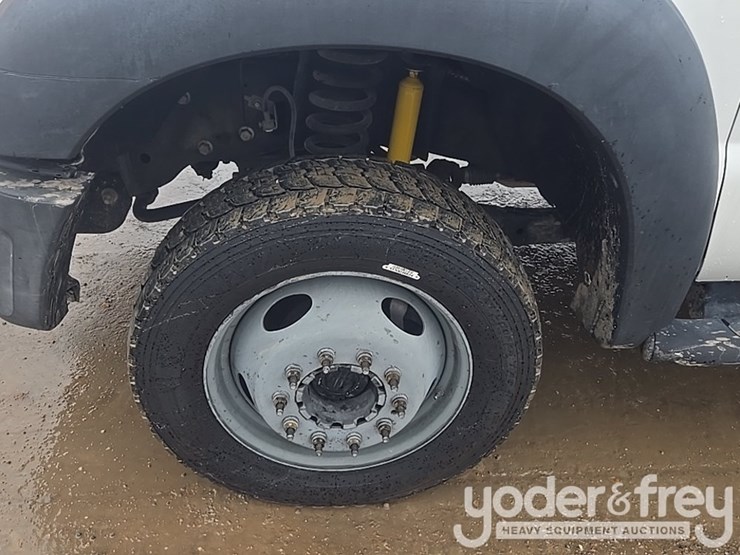 2013-ford-f450-image-9