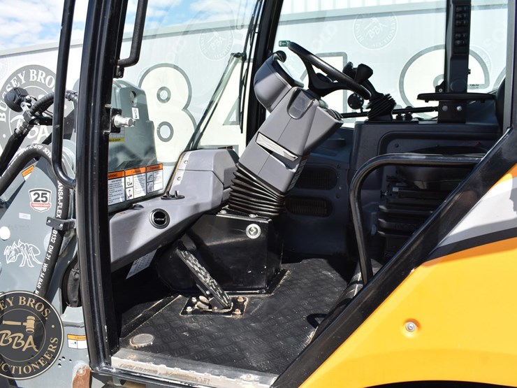 2021-giant-g5000-image-35