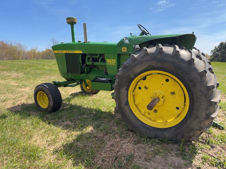 john-deere-4020-image-6