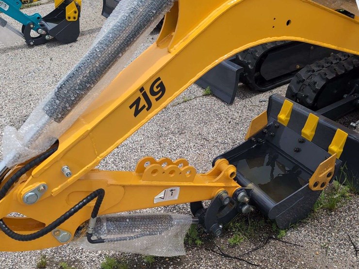 zjg-mini-excavator-zj-12---yellow-image-2