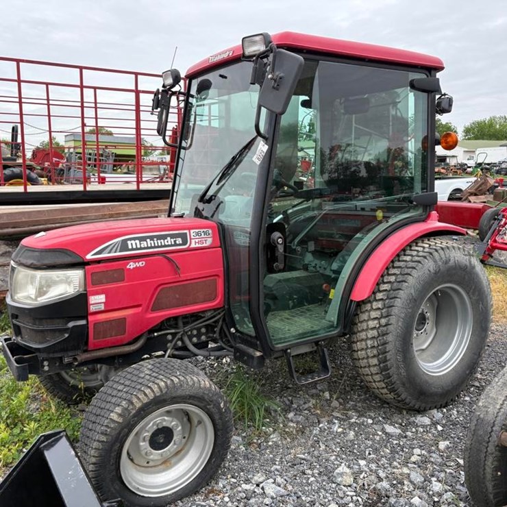 MAHINDRA 3616