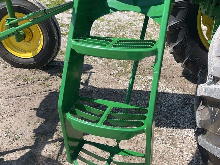 john-deere-4010-image-68