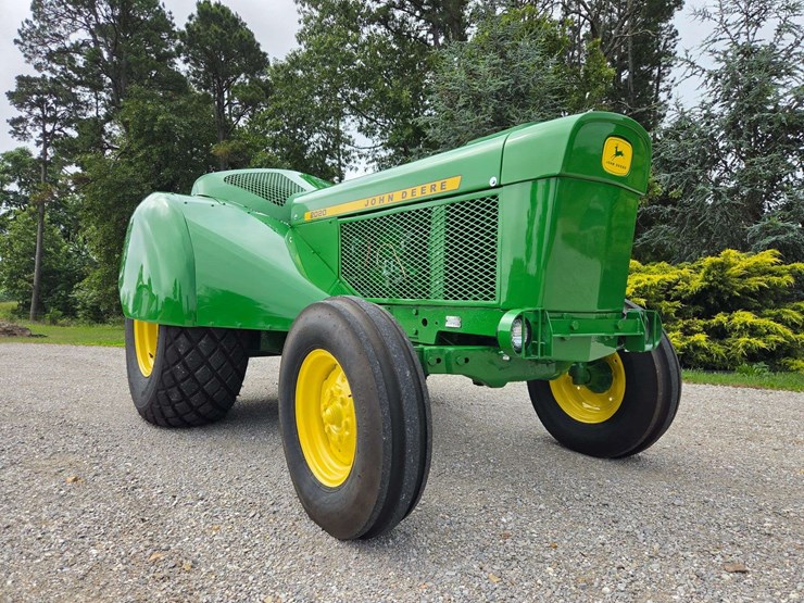 1970-john-deere-2020-image-1