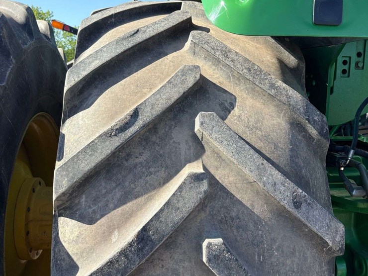 2012-john-deere-9510r-image-38