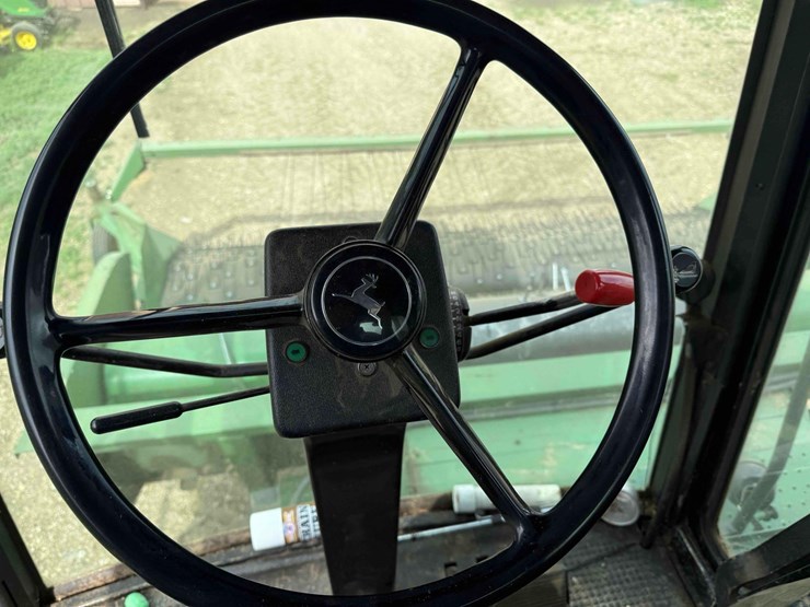 1982-john-deere-7720-image-19
