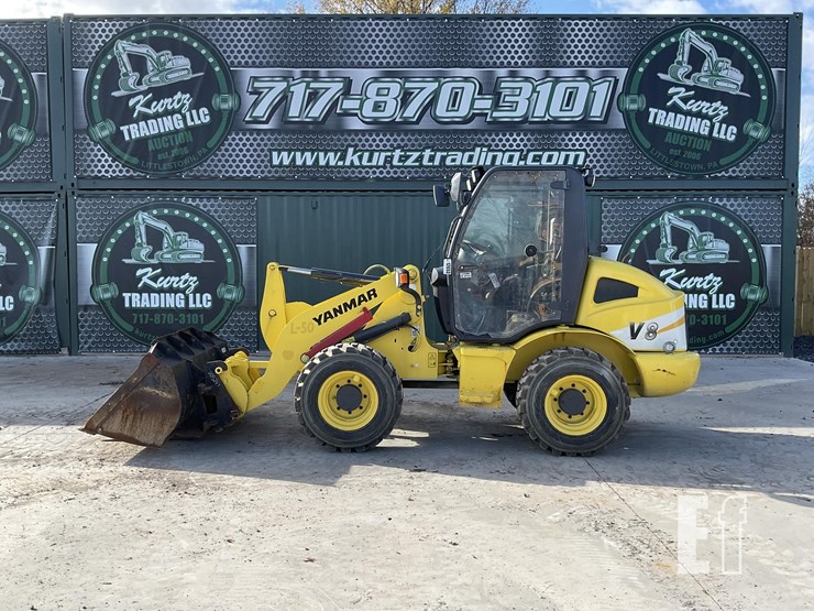 2016-yanmar-v8-image-1