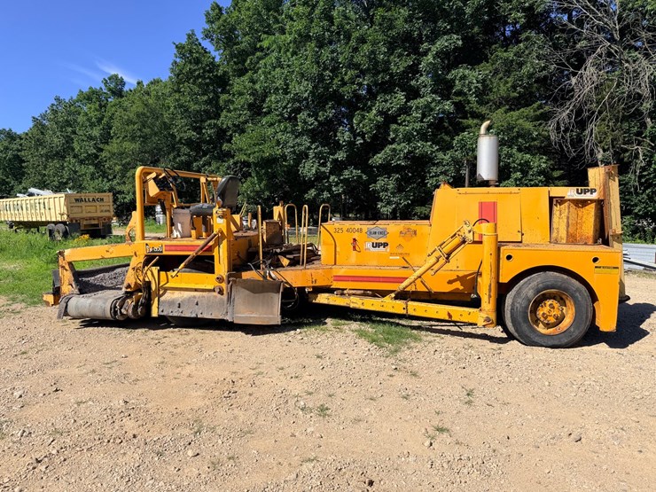 2000-john-deere-6-image-4