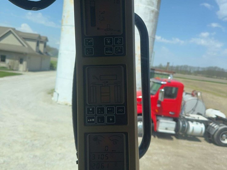 2006-john-deere-9660-sts-image-19
