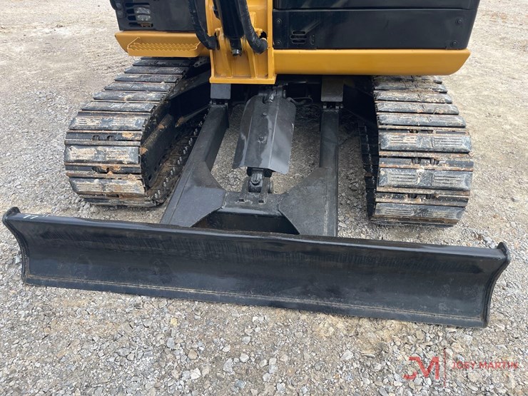 2021-caterpillar-305.5e2-image-8