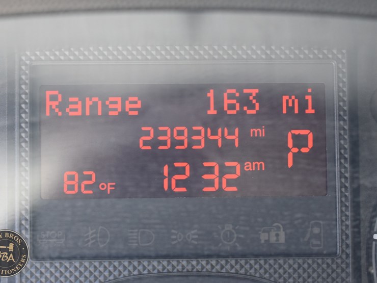 2014-ram-promaster-1500-image-53