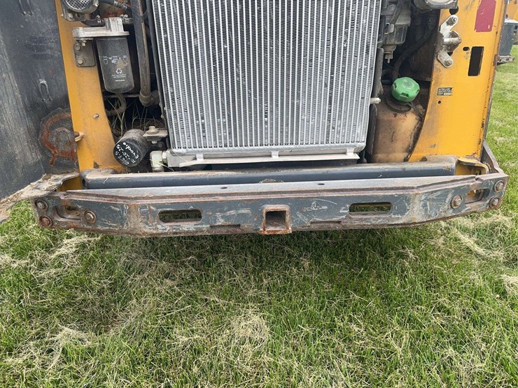 deere-318g-image-19