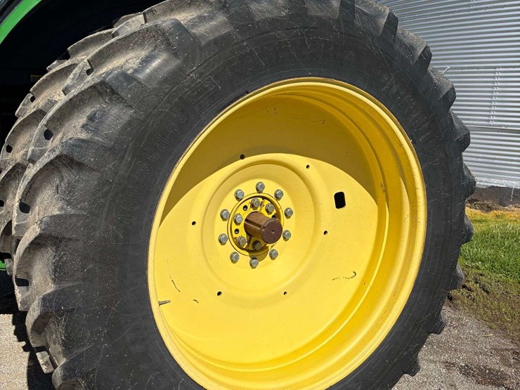 2012-john-deere-7230r-image-15