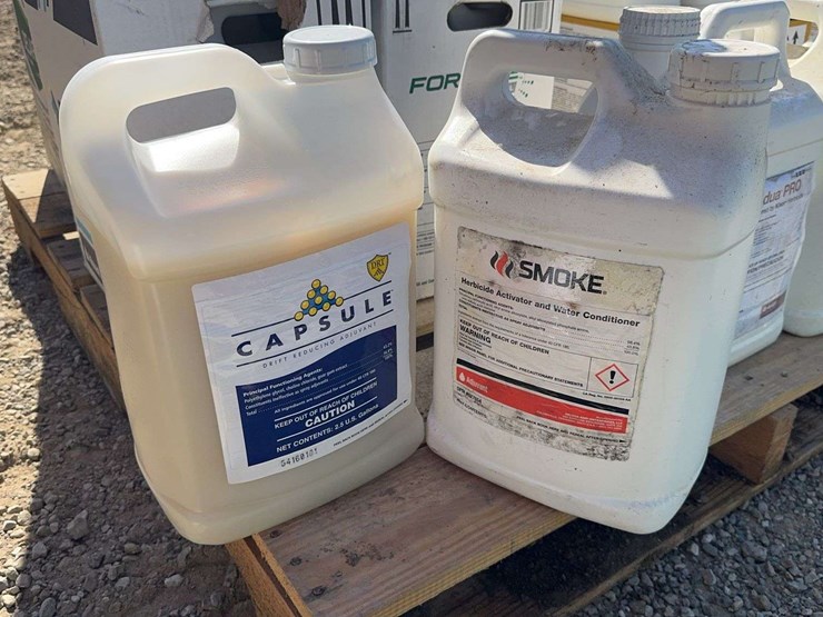 capsule---drift-adjuvant-/-smoke---water-conditioner---qty.-1--2.5-gal-jug-of-each-image-1