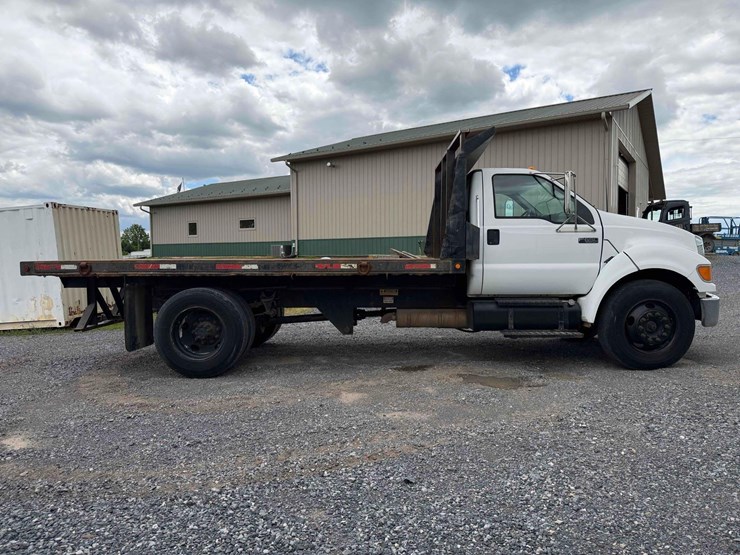 2005-ford-f650-image-6