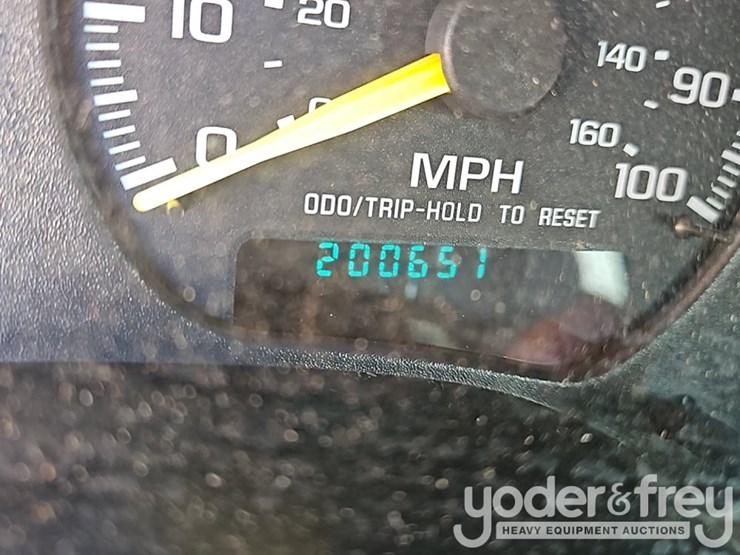 2001-gmc-sonoma-sls-image-31