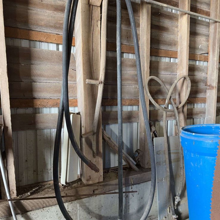 Fertilizer hose anhydrous