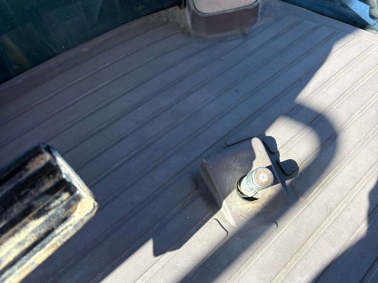 2012-john-deere-9510r-image-67