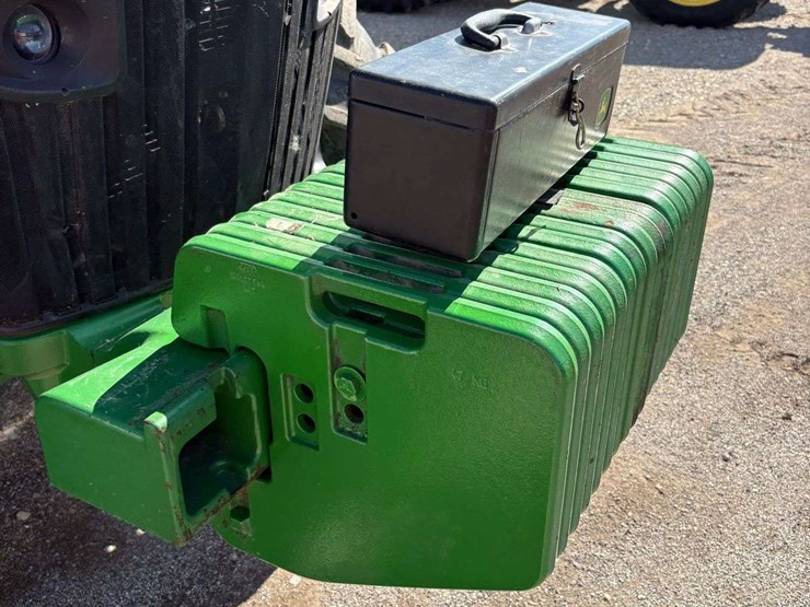 2012-john-deere-7230r-image-35