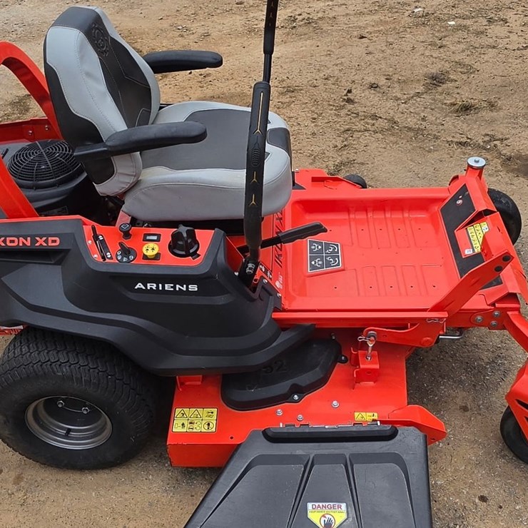 ARIENS IKON XD 52