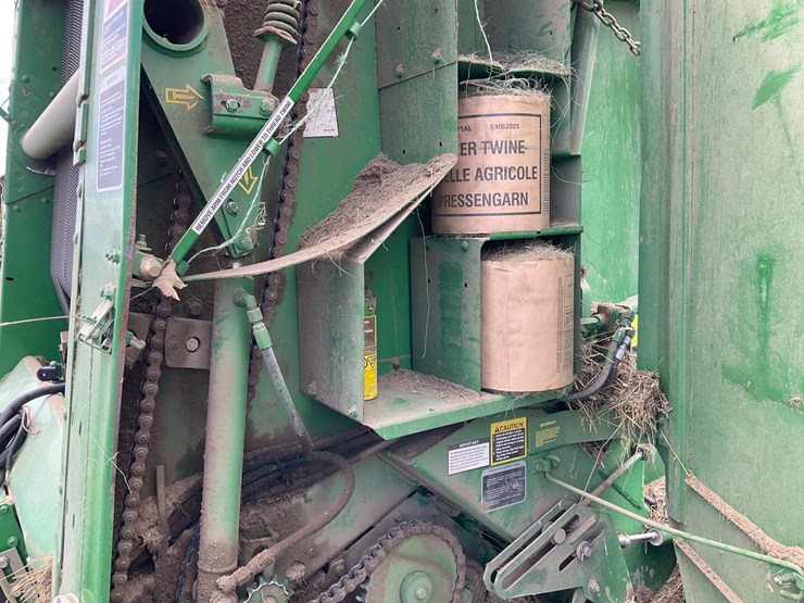 john-deere-568-image-15