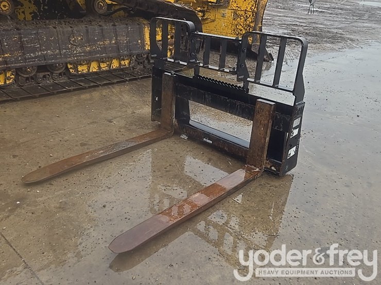 caterpillar-259d3-image-1