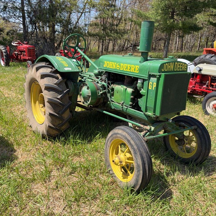 JOHN DEERE GP