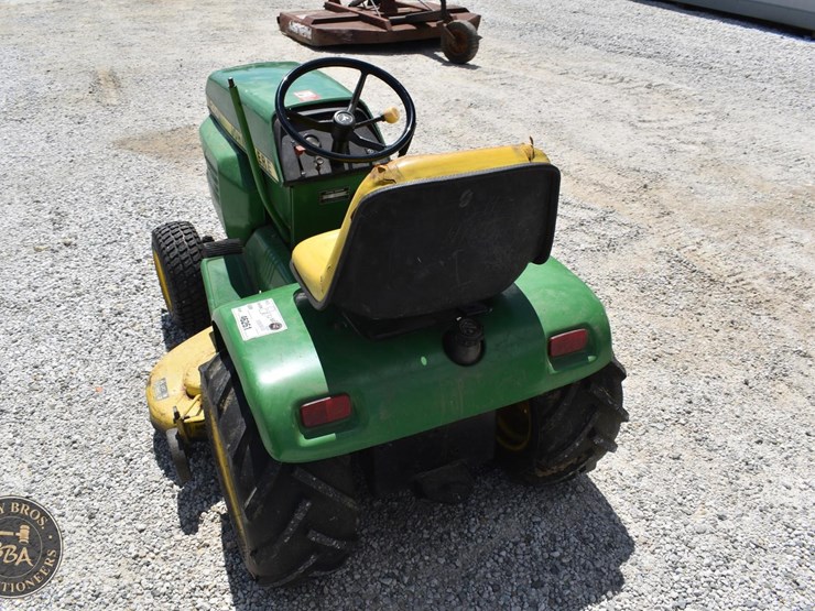john-deere-210-image-5