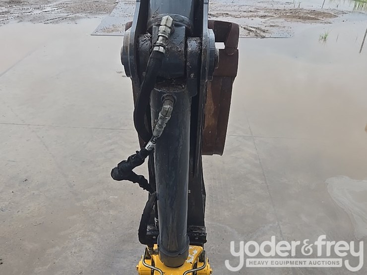 2014-deere-310k-ep-image-30