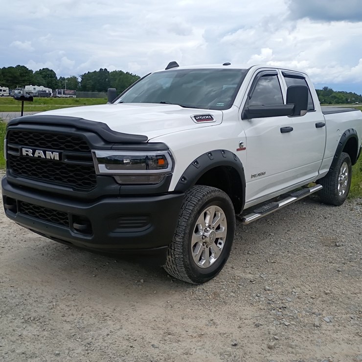 2020 DODGE 2500