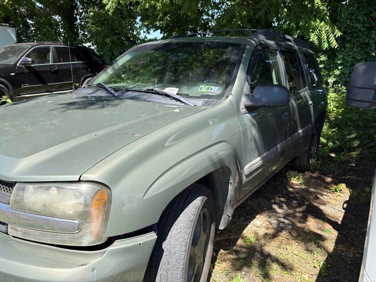 2004-chevrolet-blazer-image-2