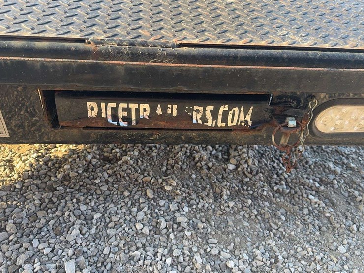 20’-rice-flatbed-bumper-pull-trailer---ramps-and-2’-dovetail-image-11