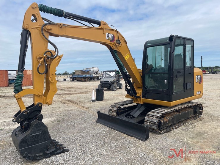 2021-caterpillar-305.5e2-image-3