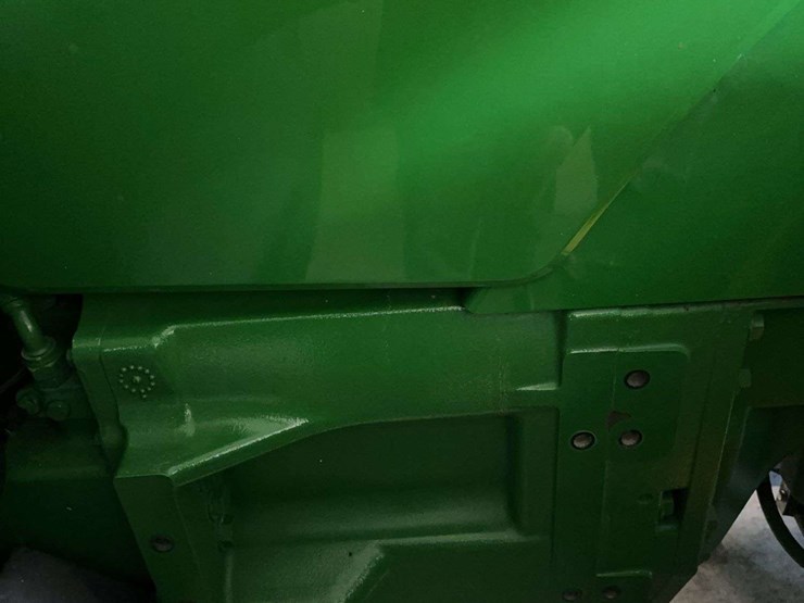 2013-john-deere-8285r-image-88