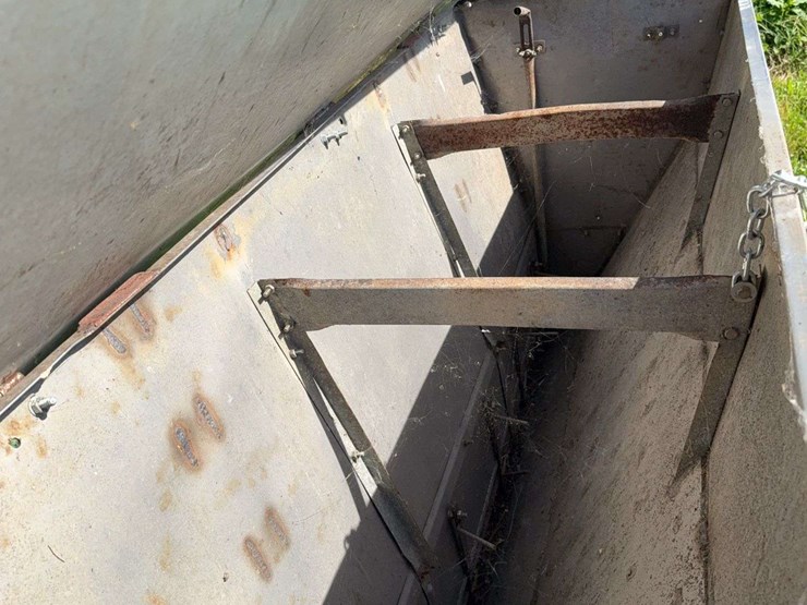 ss-hog-feeder,-66''-image-7