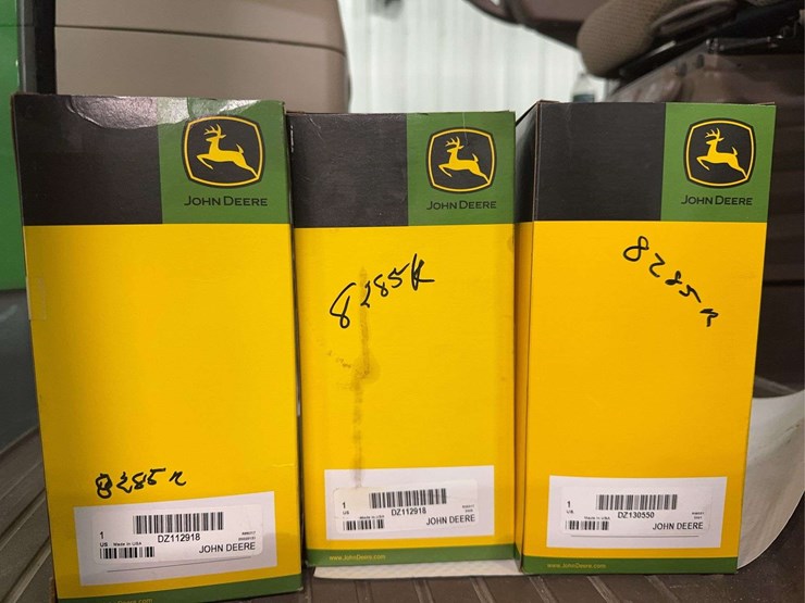 2013-john-deere-8285r-image-89