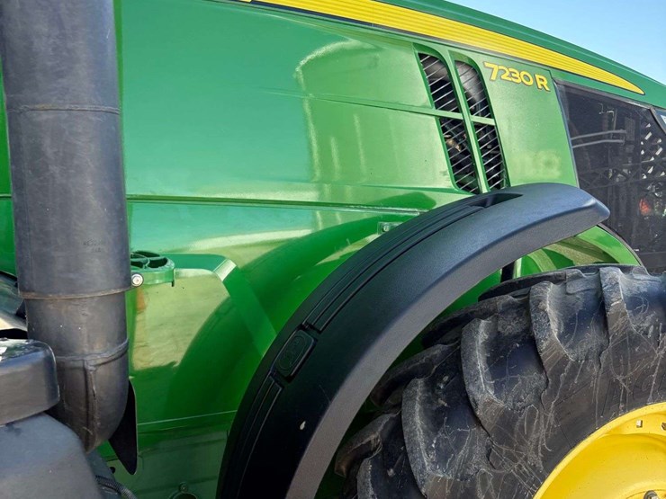2012-john-deere-7230r-image-31