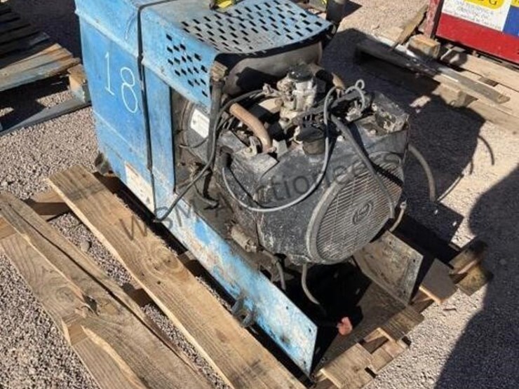 miller-bobcat-225g-image-2