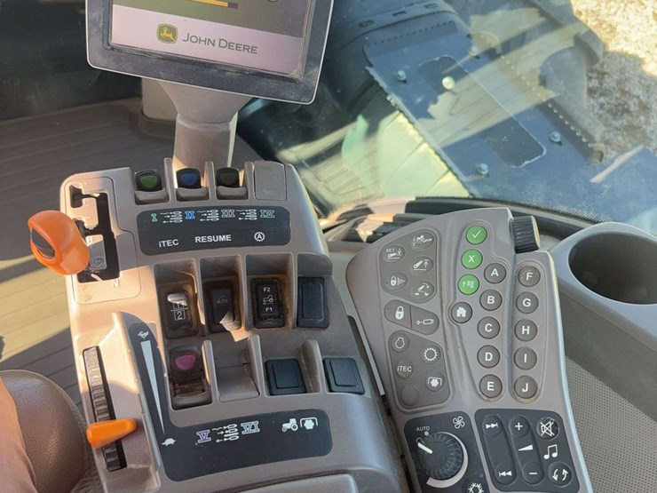 2014-john-deere-9510r-image-62