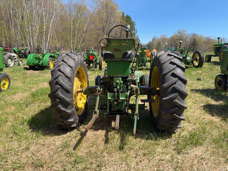 john-deere-70-image-4