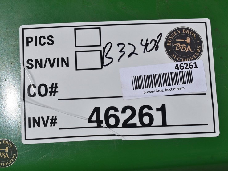 john-deere-210-image-27