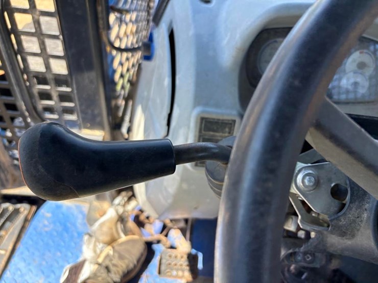 new-holland-ts6.120-image-22