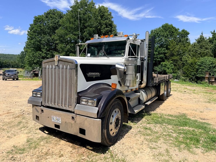 1993-kenworth-w900-image-2